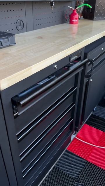 Идеальный порядок в гараже