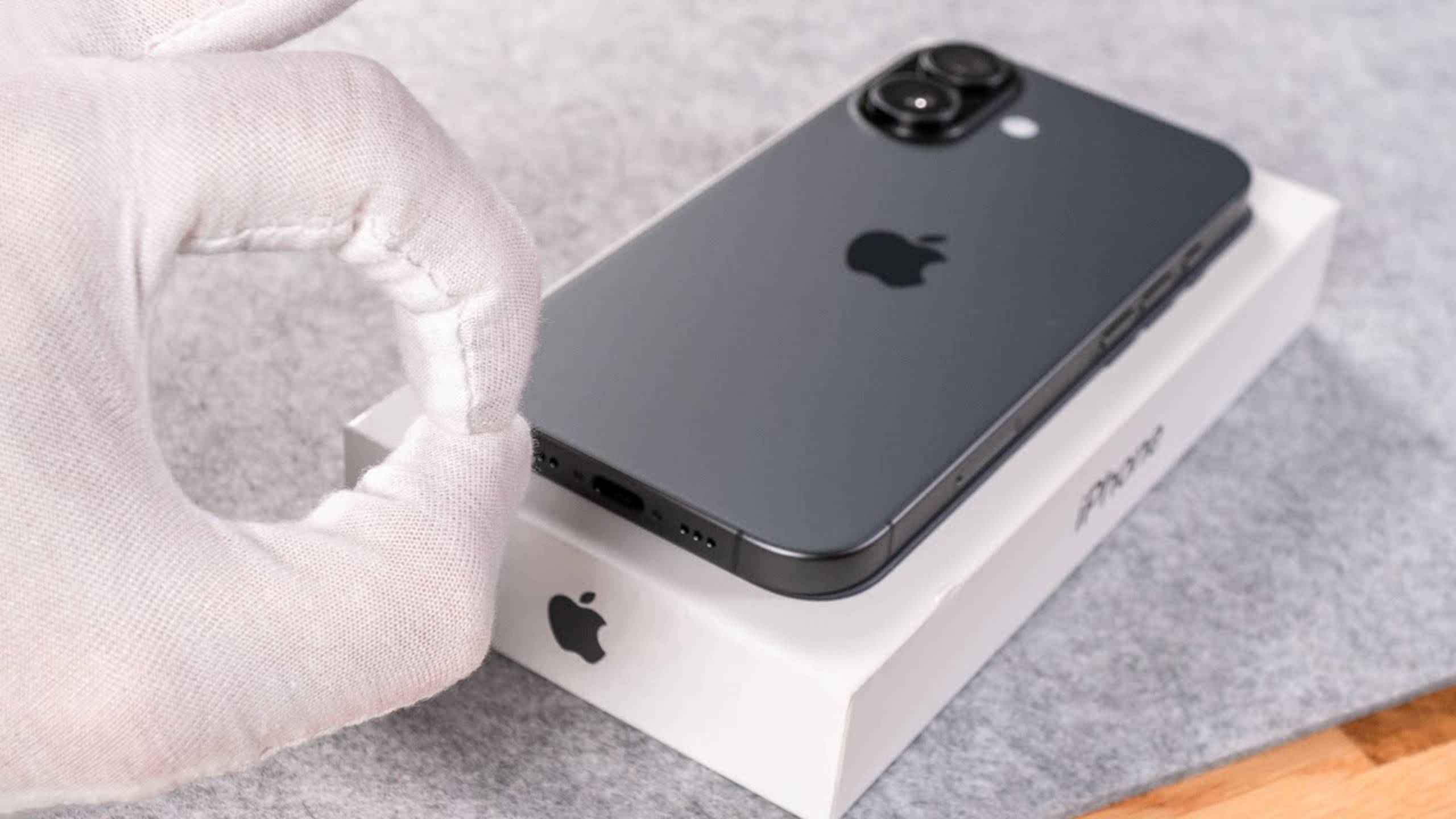 IPhone 17 - Распаковка и обзор