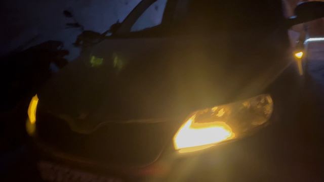 Габарит в противофазу поворотнику