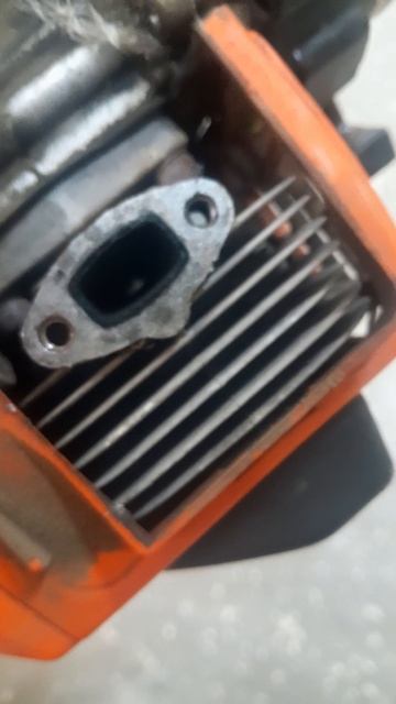 Почему триммер эхо не развивает обороты