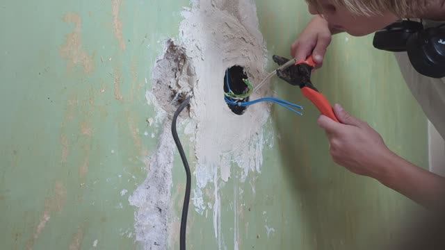 Никита Кобзев | Электромонтаж и Сантехника