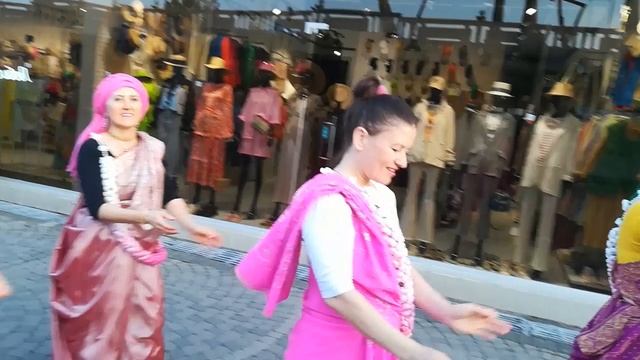 De9844051b54536d4ff4a6cad04b6f77