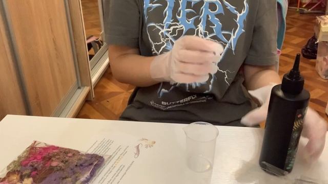 Поделки из смолы.