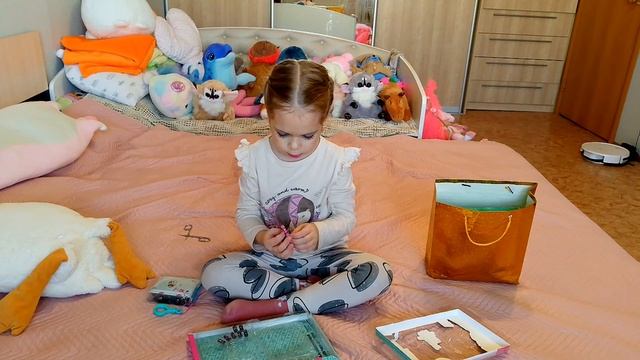 Конкурс в ДКЖ. Танцы. Распаковка подарков. Стики ролс. Sticki Rolls.