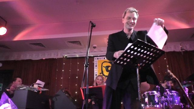 Концерт Алексея Гомана с авторскими песнями в джаз-клубе 