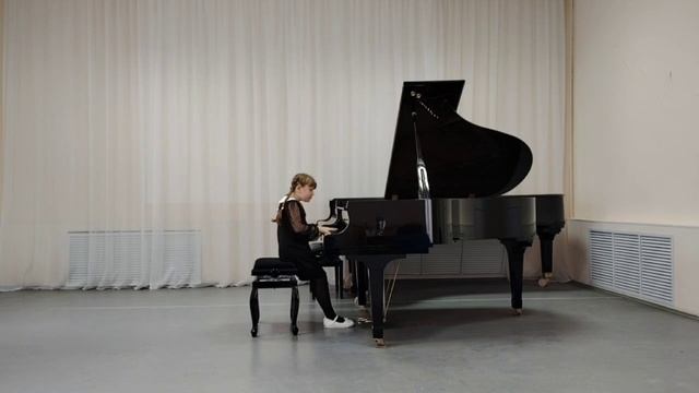 Шубенкова София, 9 лет МАУ ДО ДШИ 1г.БелебеяИ. С. Бах Маленькая прелюдия e-moll Д. Шостакович 