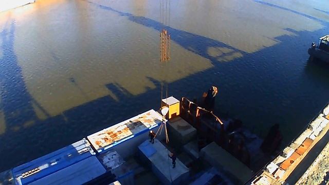 Работа на портальном кране 16 ( Вагончики )