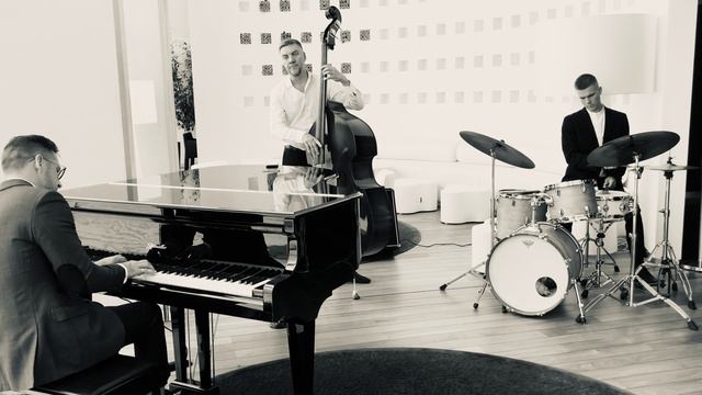 E5b62d96515212d2c8494f693913b331