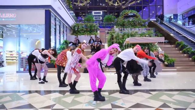 HALLOWEEN_VER_🎃_K_POP_IN_PUBLIC_ONE_TAKE_|_BIGBANG_뱅뱅뱅_BANG_BANG