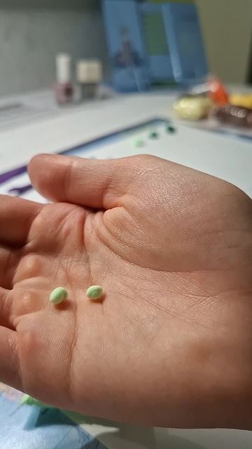 сквиш из воздушного пластелина: Камень тревожности