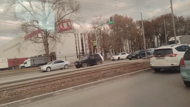 Всё, права в кармане.Муж провел инструктаж.