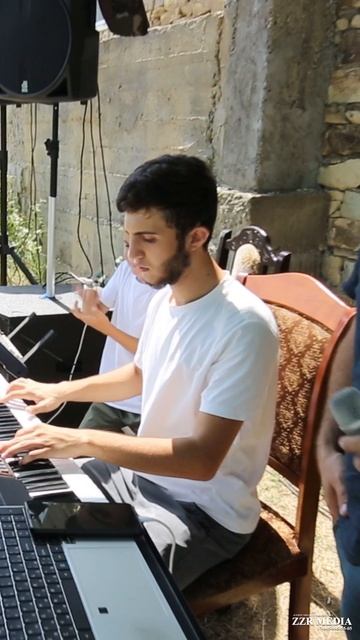 Сапар Алиев - Живое исполнение на свадьбе