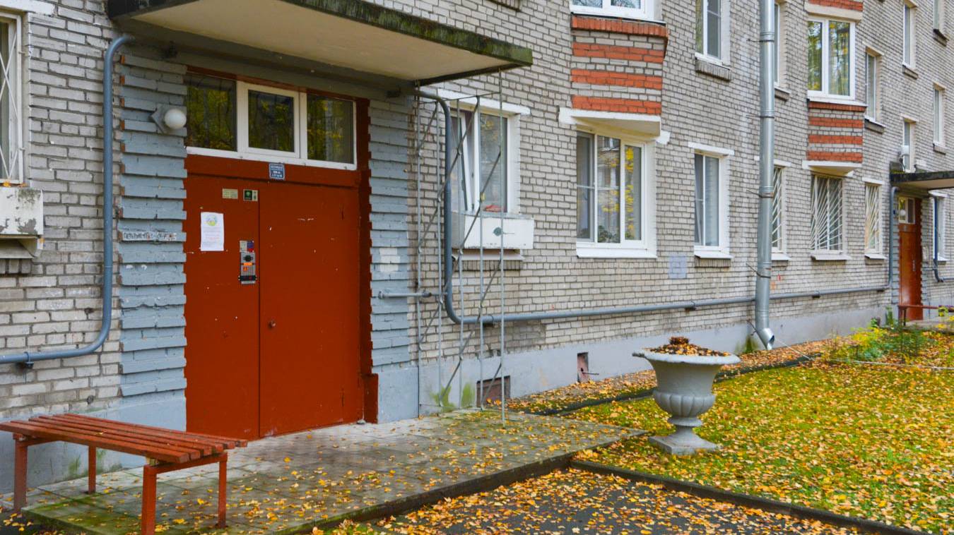 СПб, 2-к квартира, ул. Бутлерова 20