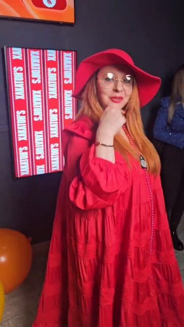 женщина на Миллион