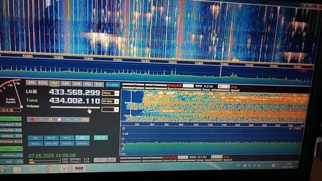 Радиоэфир на частоте 434.0 МГц. Прием на RTL.SDR USB приемник
