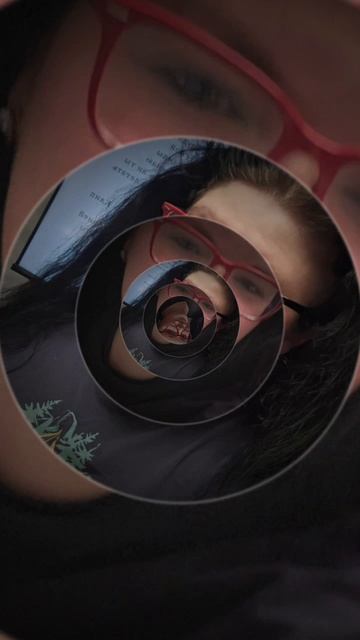 когда сушишь голову под плейлист Maksim