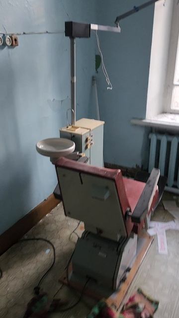 заброшенная больница поселке городского типа