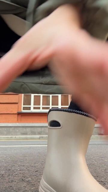 Когда музыка сильнее самоконтроля🎶 😅 #bearwolf