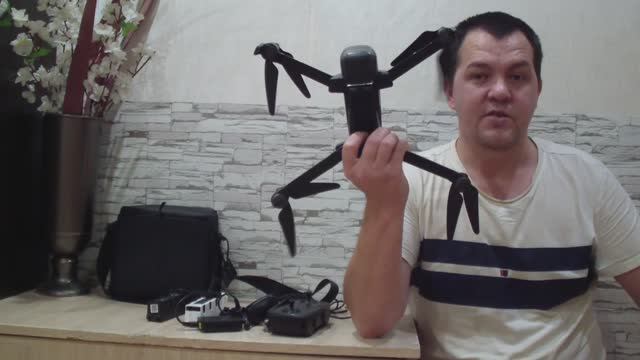 Hubsan Zino Pro обзор 2025