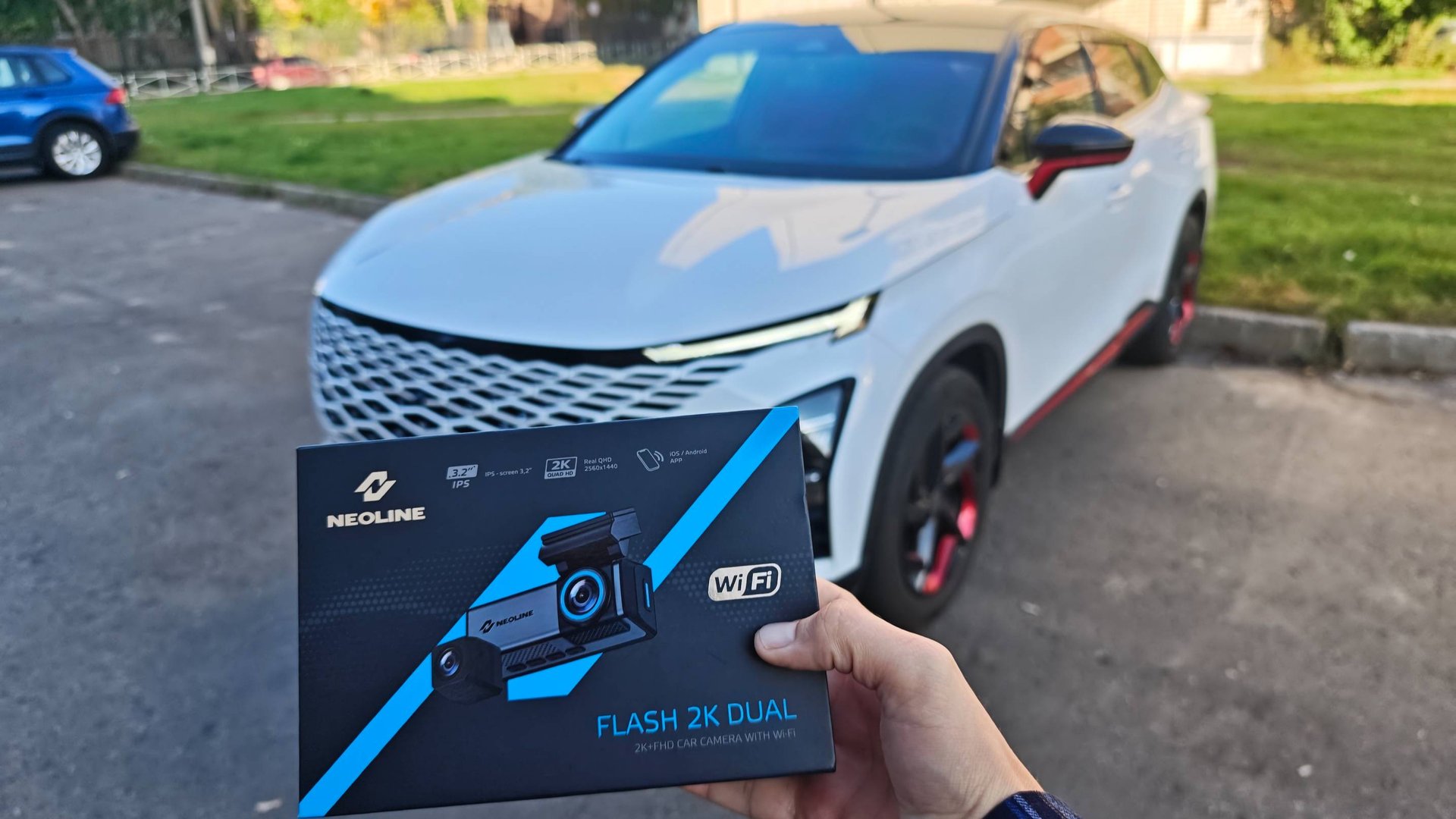 Ночная и дневная съемка видеорегистратора Neoline Flash 2k Dual