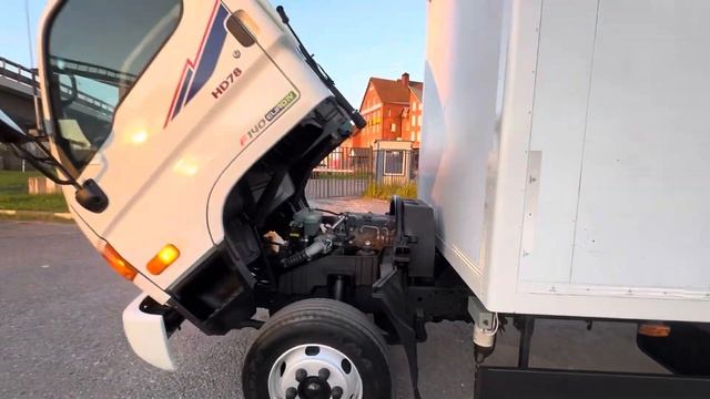 Hyundai HD78 изотермический фургон