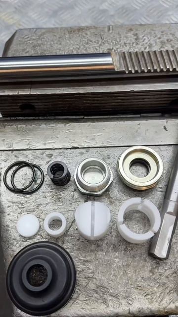 Ремонт рулевой рейки на автомобили Renault Koleos