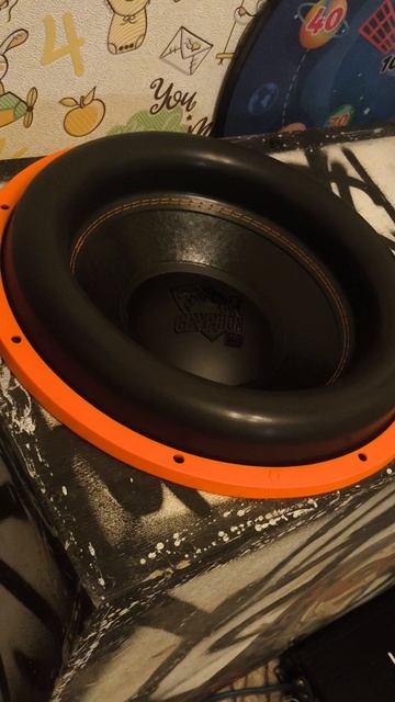 АВТОЗВУК ДОМА!! А КАКОЙ У ВАС САБ СТОИТ В ДОМАШКЕ?