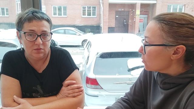 Выбрались с подругой в пиццерию 