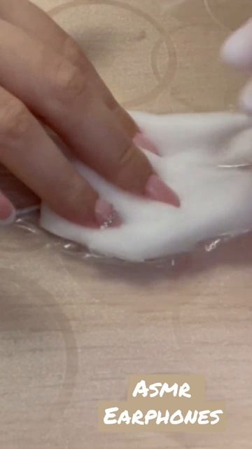 #shortsasmr #foam #earphones