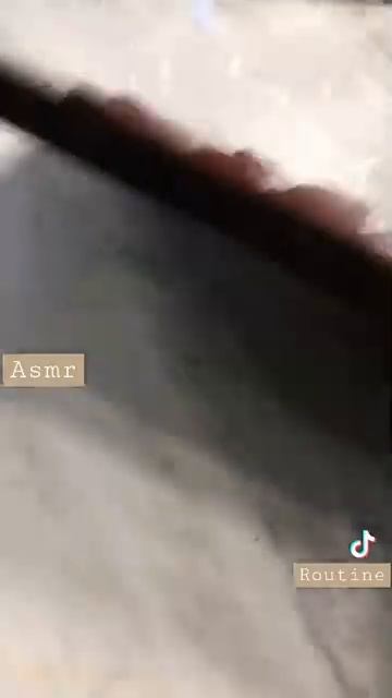 #asmrshort #asmrroutine #asmrcosmetics #asmrmakeup #asmrsounds #asmrchocolate #shorts #tapping
