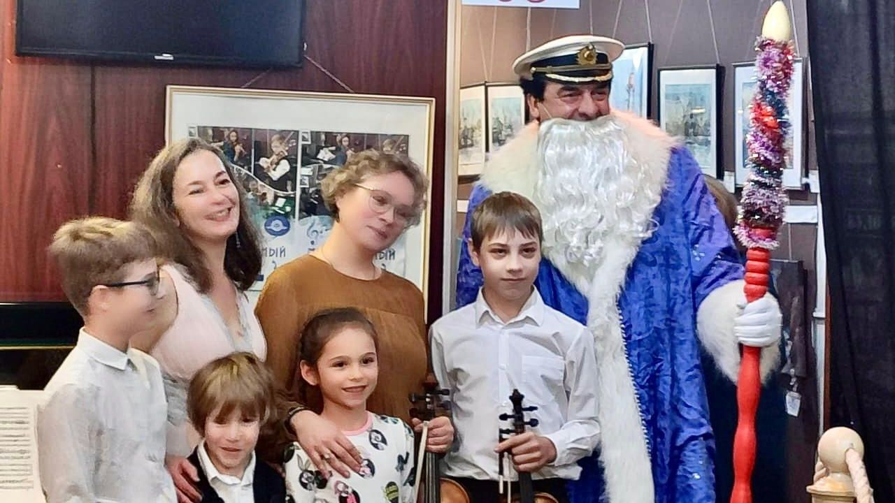 Дед Мороз на Д-2