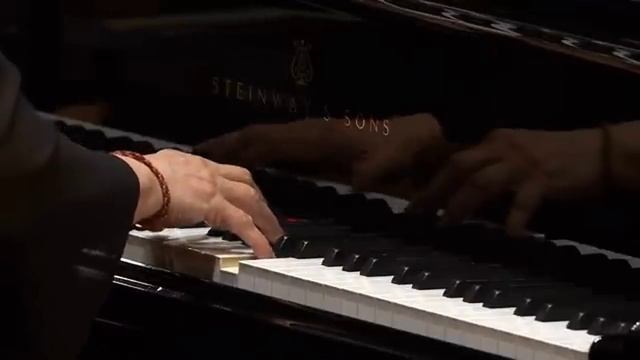 Schumann -Von Fremden Ländern Und Menschen - Горовиц - Аргерих - Володось