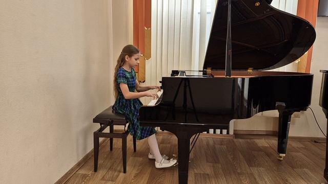 Пичугина Есения, 10 лет, // Э. Григ  