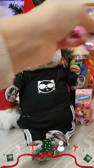 НОВОГОДНЯЯ РАСПАКОВКА СЛАДОСТЕЙ ВМЕСТЕ С БАСИКОМ СЕМОЙ 💥💥