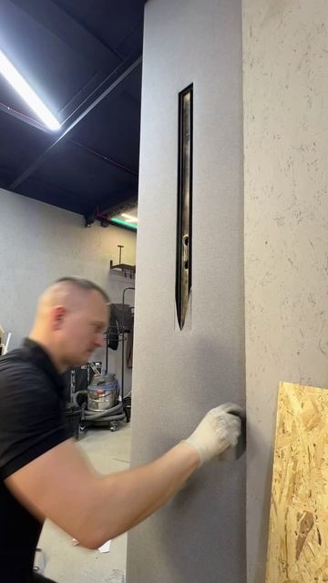 Демонстрационный стенд в нашей мастерской с натяжной тихой стеной