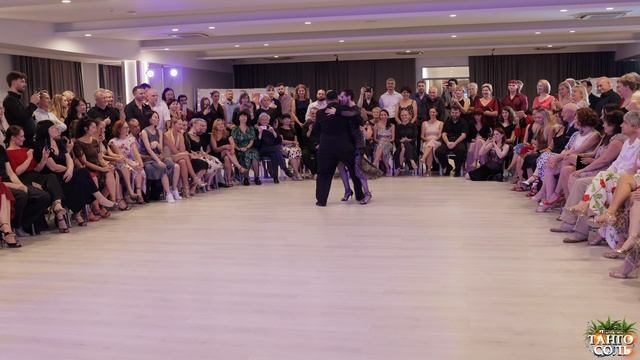 Алехандро Ленсина и Сабрина Велиз - Amarroto Фестиваль Танго Соль 11 октября 2025 г.