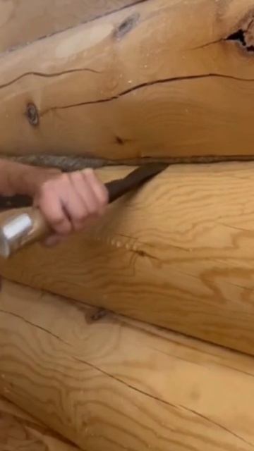 Что такое конопатка сруба дома из бревна, как и чем делается. #отделкадома #плотницкаяартель #ремонт