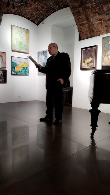 поэт Алексей Ахматов