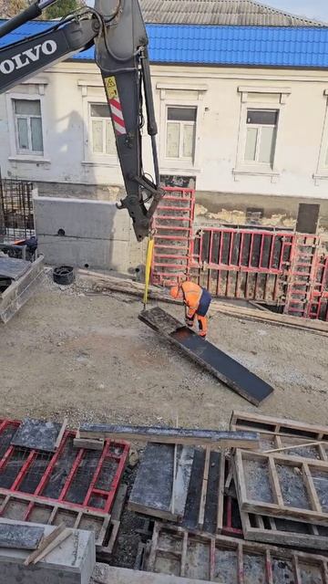 Строительство подпорных стен на Адмирала Октябрьского в Севастополе