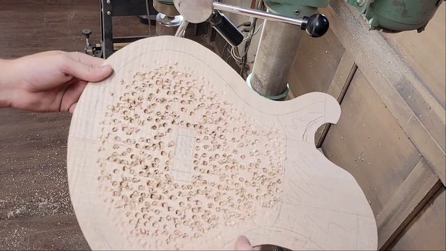 Полуакустика с арктопом ч.2: Гнем боковины и делаем арктоп | Электрогитара своими руками