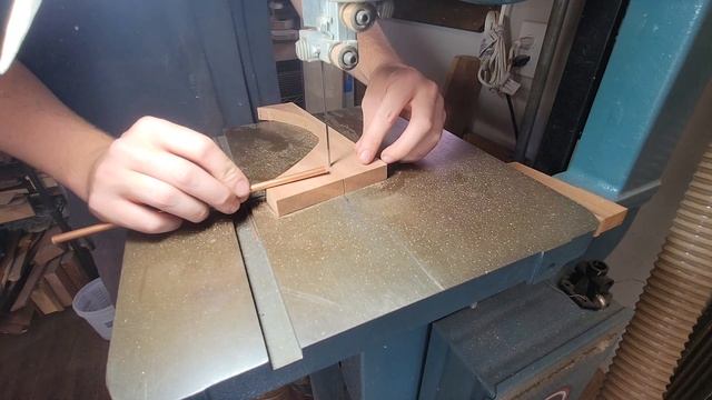 Полуакустика с арктопом ч.4: Гриф, накладка и вставки | Электрогитара своими руками