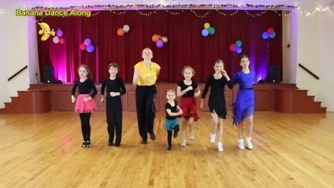 bananA DANCE