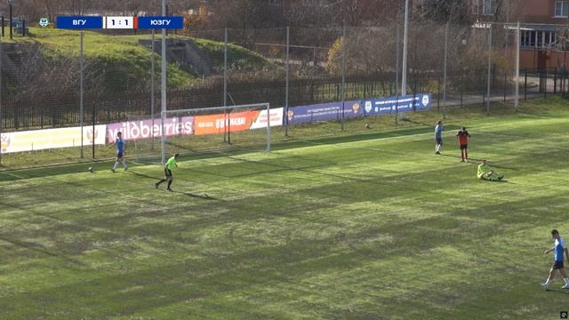 Околофутбольный момент студенческой лиги