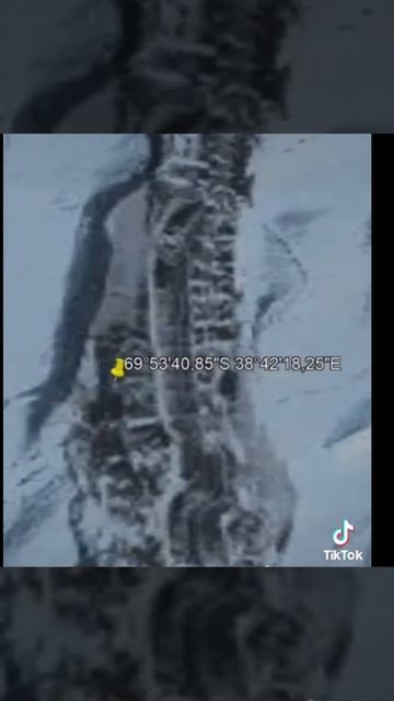 В Антарктиде был найден древний город, и единственные сохранившиеся кадры – лежат в Ватикане.