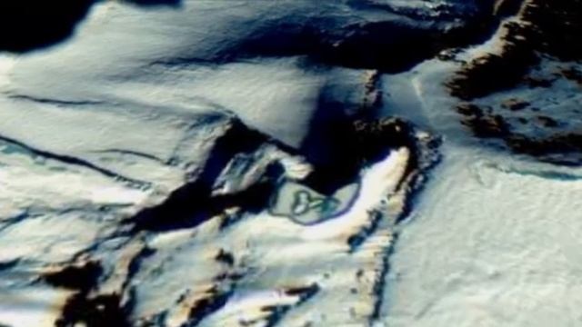 Таинственный символ в Антарктиде, заметный с высоты птичьего полёта.