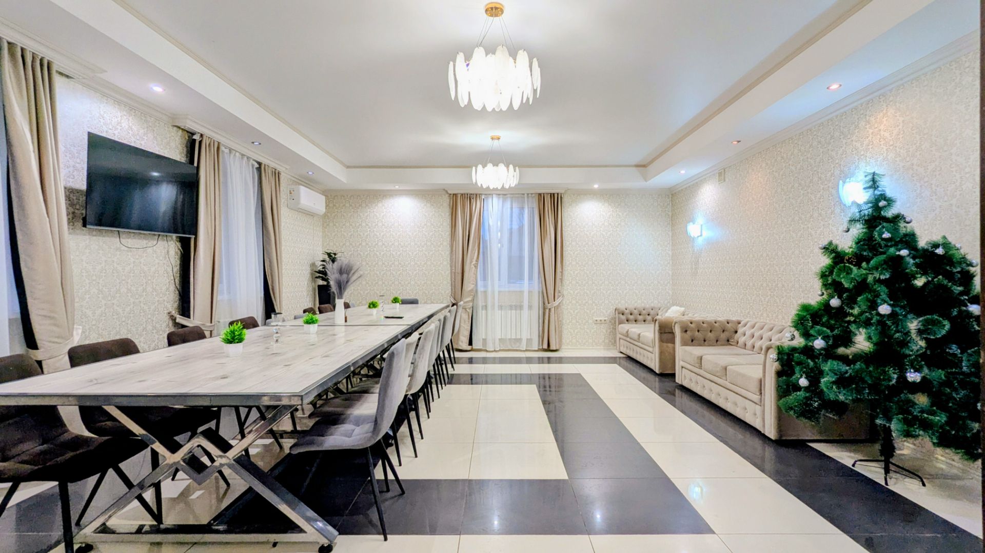 Дом на сутки в Казани | Коттедж с баней и тёплой беседкой | Дом “Вознесение” — обзор коттеджа