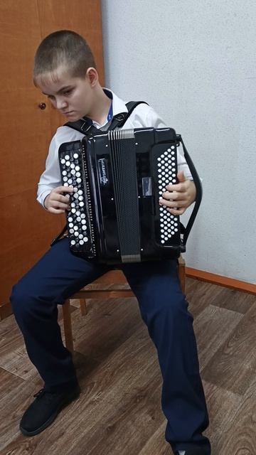 Михайлов Дмитрий (4 кл.) 13 лет р.н.п.Выйду на улицу обр.О.Бурьян