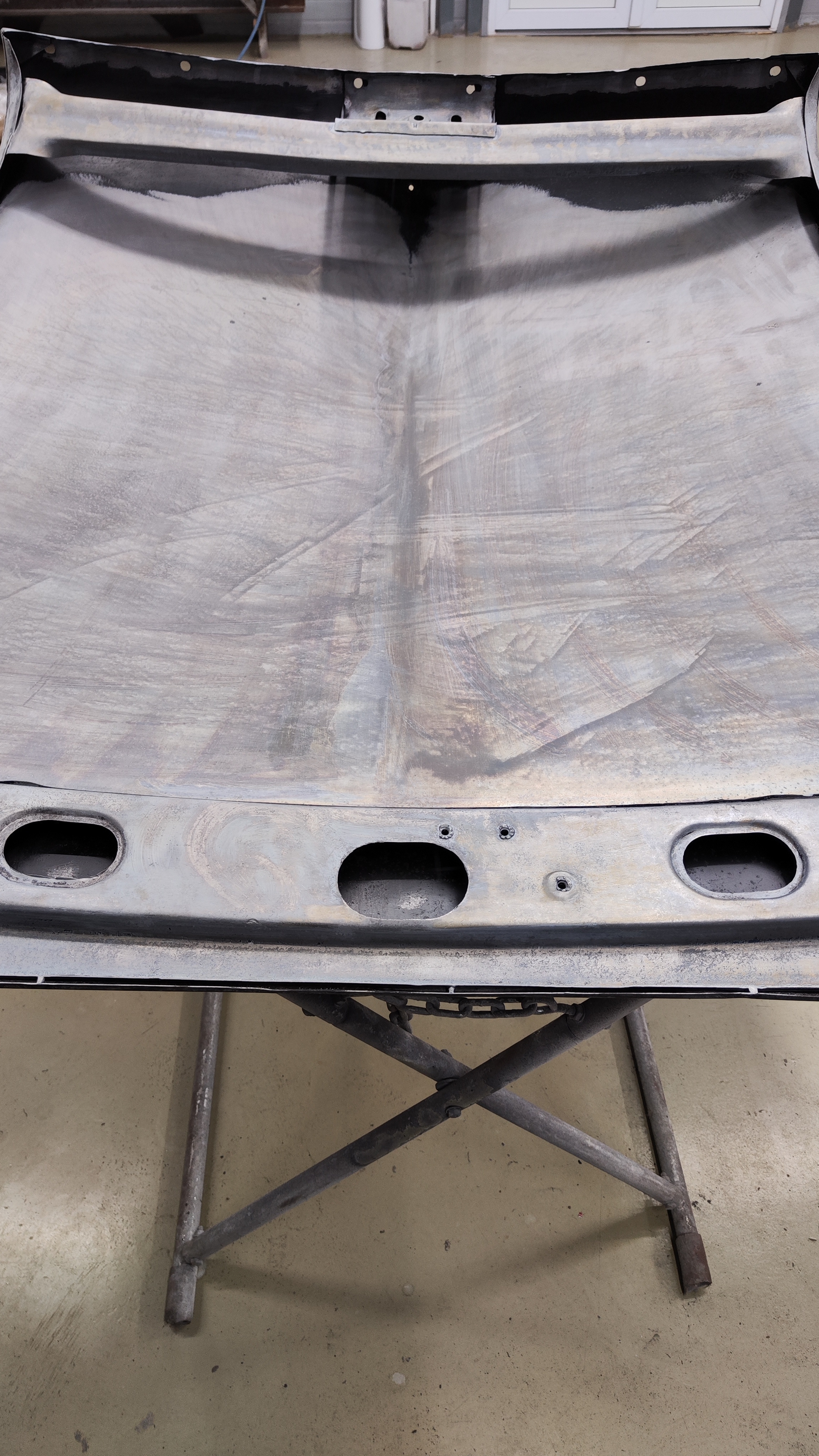 Цинк на капот