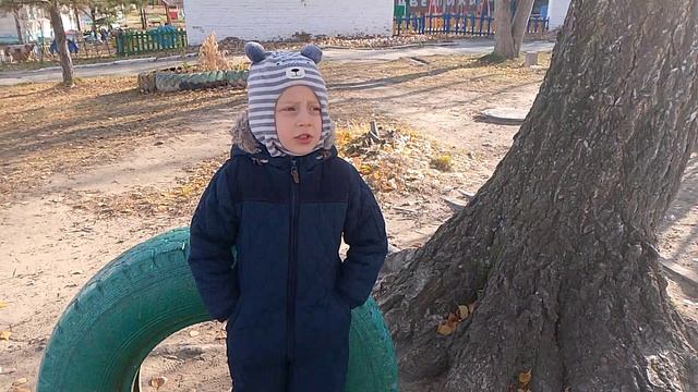 стихи про осень читают дети