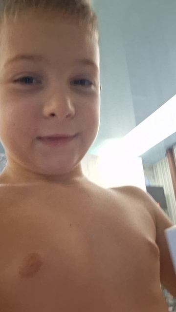 лайк Хаки от Максима